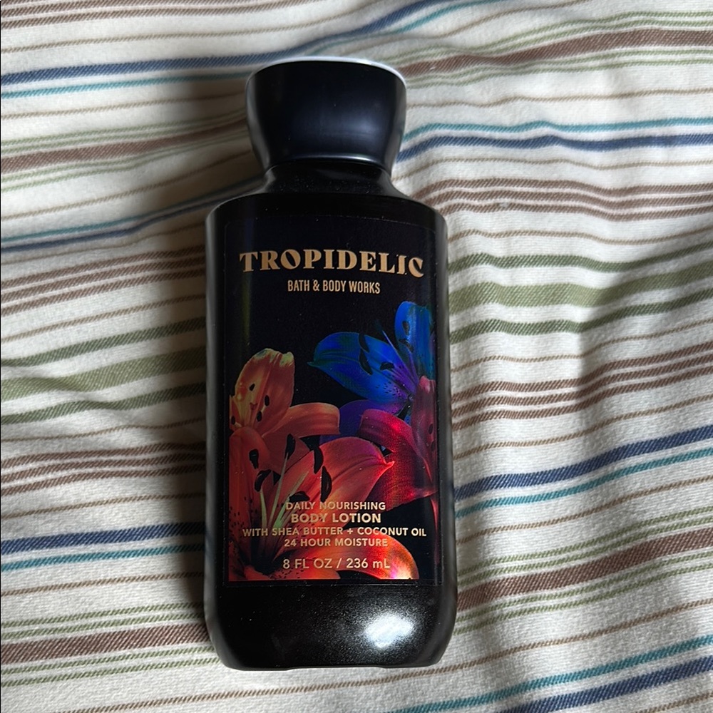 Bath & Body Works Tropidelic Body Lotion